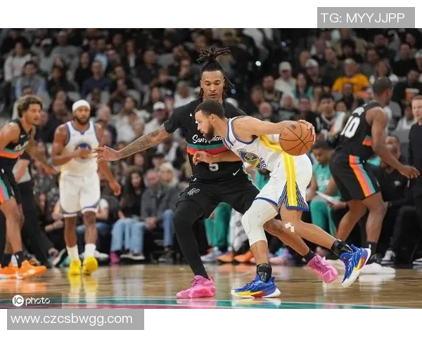 4月27日NBA季后赛激战马刺与小牛展开生死对决争夺晋级资格